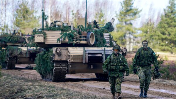 Военнослужащие на военных учениях НАТО в Латвии