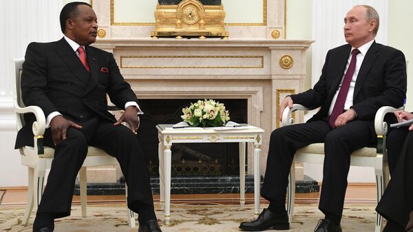 Владимир Путин и президентом Республики Конго Дени Сассу-Нгессо во время встречи. 23 мая 2019