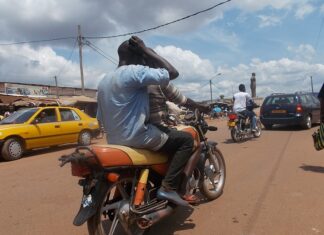 marché du PK5 sur avenue koudoukou devant ABC direction rondpoint bon le 15 mai 2020