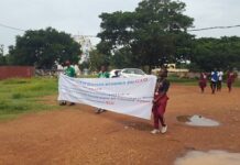 Manifestation pour exiger le départ de monsieur Giles Gilbert Grézéngué à la tête du CNOSCA