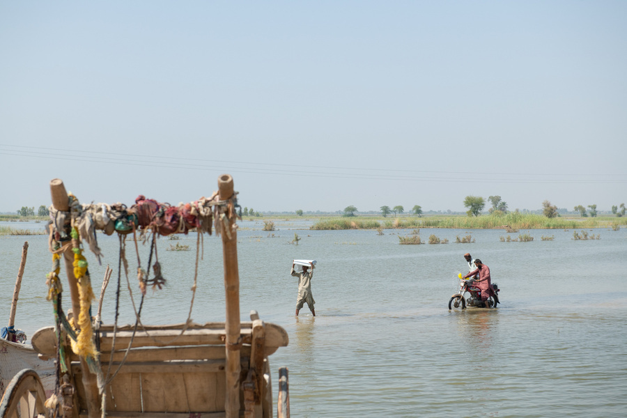 Flooded yet thirsty: Climate disaster and water access in Pakistan during 2022-2023