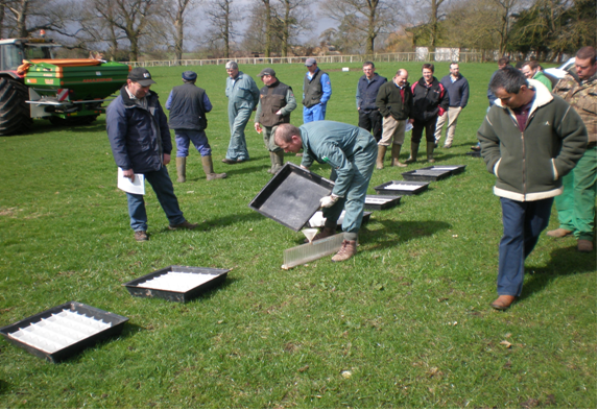 a training event to improve spreading delivered by the Catchment Sensitive Farming Project