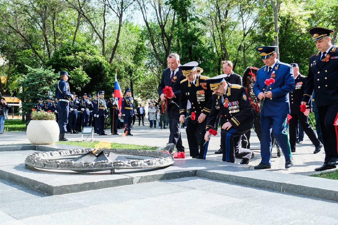 Прокурор Астраханской области Сергей Михайлович Фрост почтил память солдатов Великой Отечественной войны
