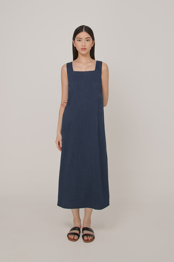 Taylor Relaxed Slit Maxi Dress