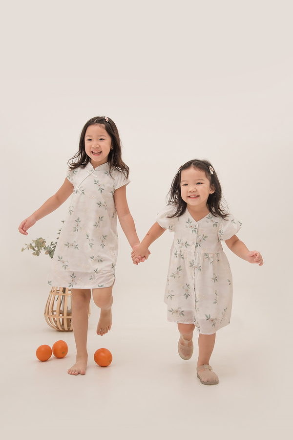 KIDS Poet Textured Puff Sleeve Dress