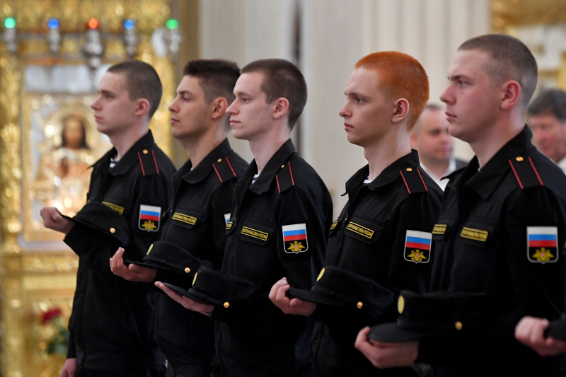 Russian conscripts attend a religious service.
