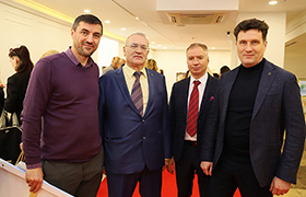АП Московской области провела благотворительный вернисаж