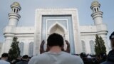 Азия: окончание Рамадана в Центральной Азии и России