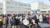 Избирательный участок в Тольятти во время акции "Полдень против Путина", 17 марта 2024 года