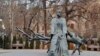 Հայաստան, Երևան - Կոմիտասի արձանը Կոնսերվատորիայի շենքի դիմաց, արխիվ