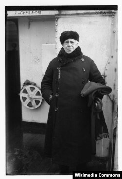 Станиславский на борту теплохода "Олимпик", доставившего труппу МХТ на гастроли в Америку. Ноябрь 1923