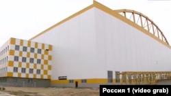Ангар авиазавода в Казани, скриншот из репортажа "Россия 1"