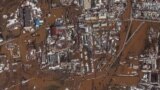 O imagine din satelit publicată de Maxar Technologies arată inundațiile mari din orașul rus Orenburg pe 9 aprilie 2024.<br />
<br />
Rusia se luptă să limiteze inundațiile rezultate din topirea rapidă a zăpezii și o ruptură a barajului în orașul Orsk din Munții Urali.