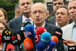 Кемаль Кылычдароглу в день второго тура президентских выборов. Анкара, 28 мая 2023 года
