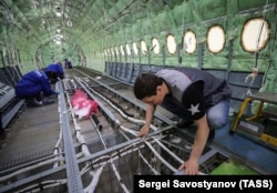 Сборка самолетов Sukhoi Superjet-100