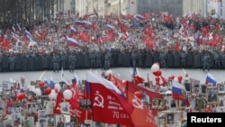 Шествие "Бессмертного полка" в центре Москвы, 9 мая 2022 года 