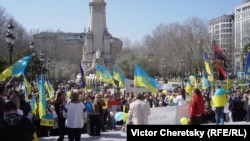 Митинг против войны в Украине на площади Испании в Мадриде. 14 мая 2022 года