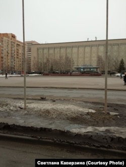 Автозаки в центре Новосибирска, 2 апреля 2022 года