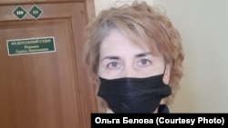 Ольга Белова в здании суда