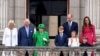 Королева Елизавета II на балконе Букингемского дворца, Лондон, 5 июня 2022 года