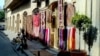 Баку. Продажа ковров в Старом городе. Фото А. Горянина