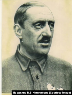 Виктор Галышев, 1933 год