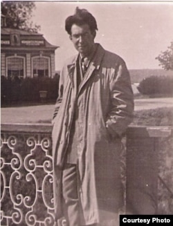 Поэль Карп, 1949-1950