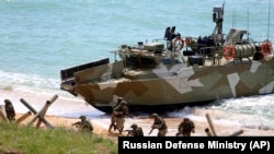 Учения российских войск в аннексированном Крыму, апрель 2021 года