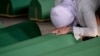 Останки убитых в Сребренице обнаруживают и захоранивают до сих пор. Мемориальное кладбище Поточари, июль 2017