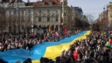Акция солидарности с Украиной в Вильнюсе