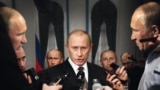 Владимир Путин. Плакат организации "Репортеры без границ"