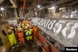 Завершение прокладки трубопровода "Северный поток – 2" в Германии