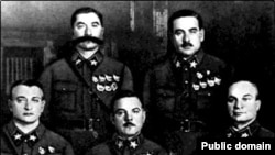 Маршалы Тухачевский, Ворошилов, Егоров, Буденый и Блюхер. 1935 год