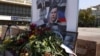 Цветы в память об Александре Захарченко в Симферополе