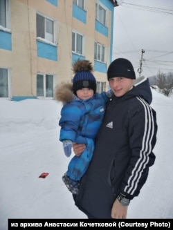 Максим Кочетков с младшим братом