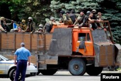 Украинские войска в Мариуполе, 13 июня 2014 года