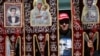 Болгарский поклонник Владимира Путина в футболке с портретом своего кумира и надписью "Я русофил, арестуйте меня"