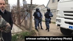 Массовые обыски в Крыму
