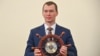 Владивосток: суд прекратил дело о неуважении к Дегтяреву