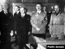 Мюнхенское соглашение: Чемберлен, Даладье, Гитлер, Муссолини. 29.09.1938
