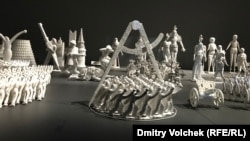  Работы Гриши Брускина на Венецианской биеннале (архивное фото)