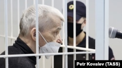 Юрий Дмитриев во время оглашения приговора в Петрозаводском городском суде