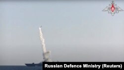 Гіперзвукова ракета «Циркон», запущена з російського фрегата «Адмірал Горшков» під час випробувань у Білому морі, 2019 рік