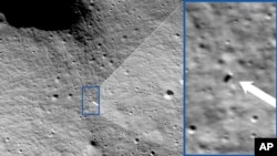 تصویر ارائه شده از ناسا که فرود اودیسه را بر روی سطح ماه تایید می‌کند