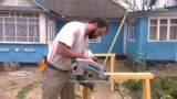 Як архітектор зі США ремонтує житло для українських переселенців. Відео