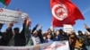 Plusieurs ONG internationales ont dénoncé une "régression croissante des droits" en Tunisie depuis le coup de force de Kais Saied à l'été 2021 par lequel il s'est octroyé les pleins pouvoirs. 