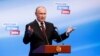 블라디미르 푸틴 러시아 대통령이 17일 대선 투표 종료 직후 모스크바 시내 선거운동본부에서 소감을 밝히고 있다.