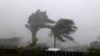 Lundi matin sur l'île voisine de La Réunion, le cyclone Belal a fait un mort.