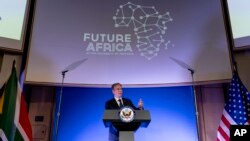 美国国务卿布林肯在南非比勒陀利亚大学未来非洲校区发表有关美国非洲战略的演讲。(2022年8月8日)