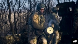 Бойцы украинской армии (архивное фото)